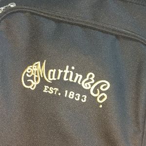 Guitar (smaller size)